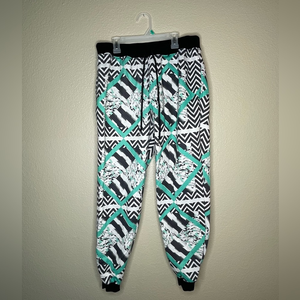 Elwood Joggers